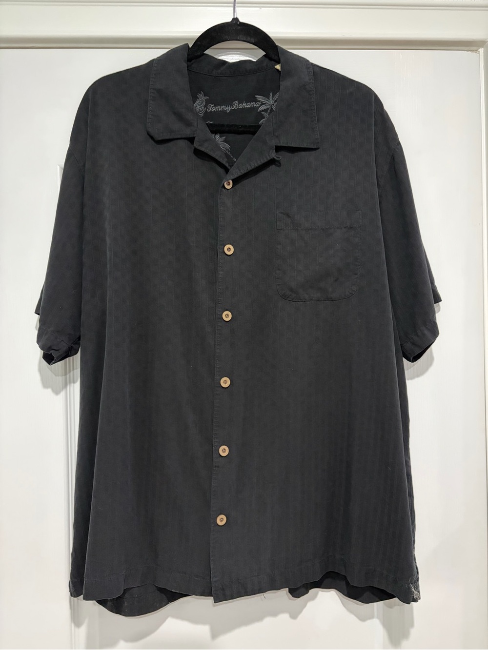Tommy Bahama Harbor Luxe 100% Silk Camp Shirt Black (XL)
